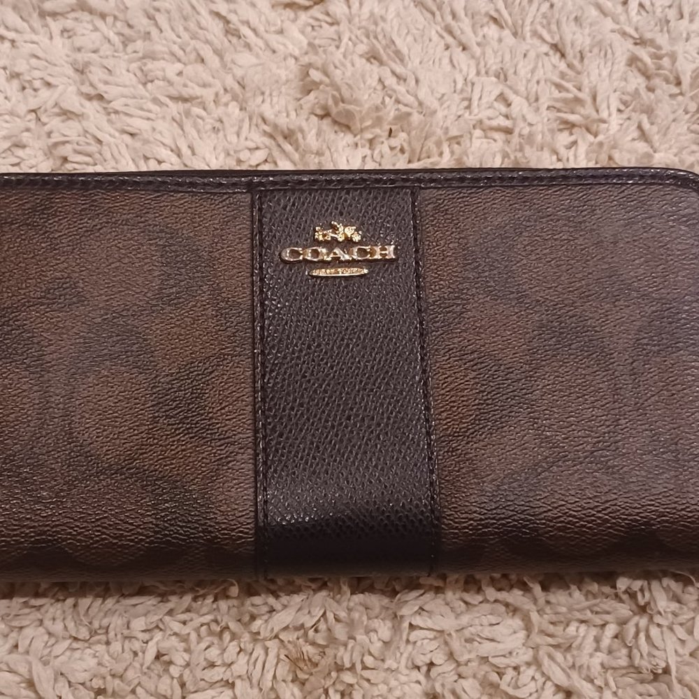 COACH New York Wallet Womans Zip Around Brown Espresso Racing Stripe Leather